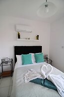 43 PAP - Stay Iris Apartment