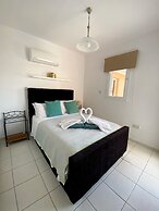 43 PAP - Stay Iris Apartment