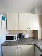 43 PAP - Stay Iris Apartment