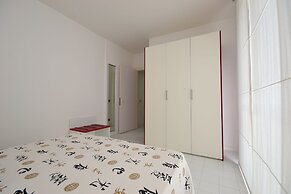 Two Level Flat With Balcony