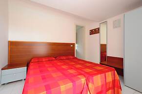 Familiar Flat With Swimming Pool