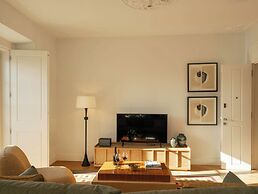 Ando Living - Fanqueiros House