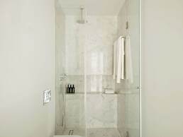 Ando Living - Fanqueiros House