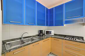 Two-level Flat for Groups in Lignano