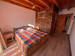 Kemin Guest House