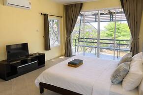 Koniix Garden Cottage Ko Sichang
