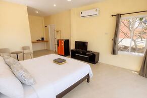 Koniix Garden Cottage Ko Sichang
