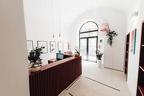 Sirenuse Suites Boutique ApartHotel RTA