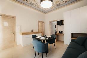 Sirenuse Suites Boutique ApartHotel RTA