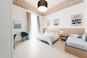 Sirenuse Suites Boutique ApartHotel RTA
