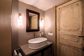 Colosseo Garden Lodge