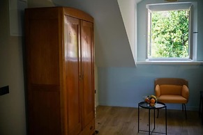 Onyx Apartments 2&4