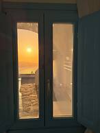 Santorini Theasis Suites