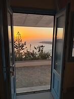 Santorini Theasis Suites