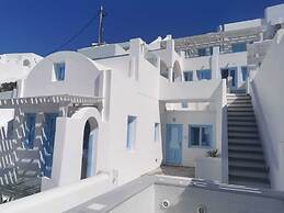 Santorini Theasis Suites