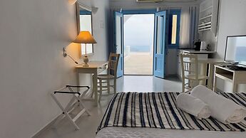 Santorini Theasis Suites