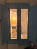 Santorini Theasis Suites