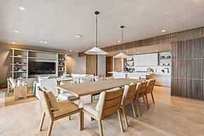 Oceanfront Apartments with Great Views