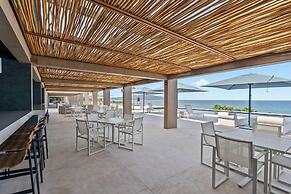 Oceanfront Apartments with Great Views