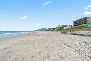 Oceanfront Apartments with Great Views