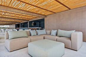 Oceanfront Apartments with Great Views