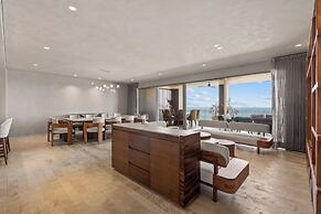 Oceanfront Apartments with Great Views