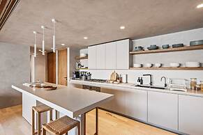 Oceanfront Apartments with Great Views
