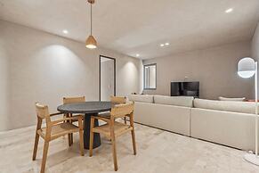 Oceanfront Apartments with Great Views