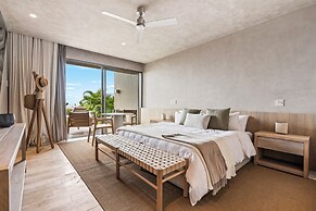 Oceanfront Apartments with Great Views