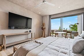 Oceanfront Apartments with Great Views