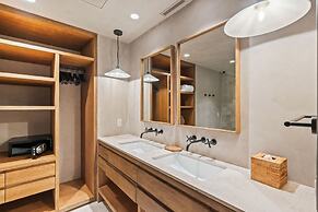 Oceanfront Apartments with Great Views