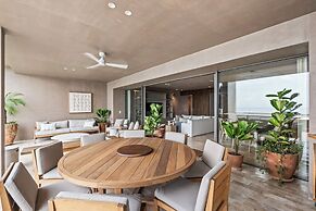 Oceanfront Apartments with Great Views