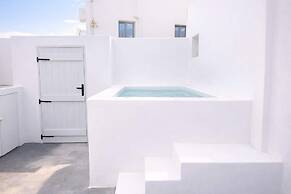 Iliana s Getaway - Private Villa With Jacuzzi