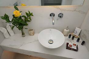 Iliana s Getaway - Private Villa With Jacuzzi