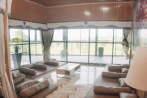 Mik Resort & Hotel