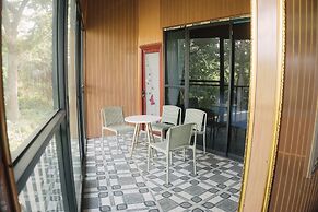 Mik Resort & Hotel