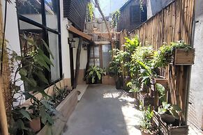 Liane'S Place
