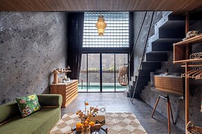 The Lima Ocean Suites Pererenan