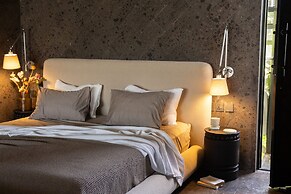 The Lima Ocean Suites Pererenan