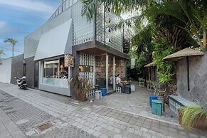 The Lima Ocean Suites Pererenan