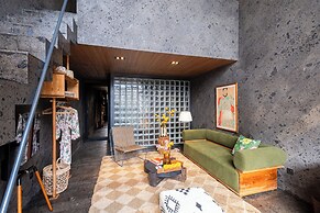 The Lima Ocean Suites Pererenan