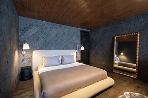 The Lima Ocean Suites Pererenan