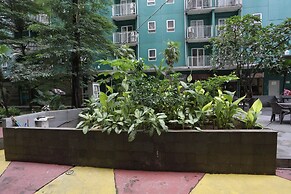 Aurora Room at Apartment Centerpoint