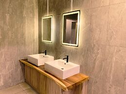 Bugis Social- Newly Renovated