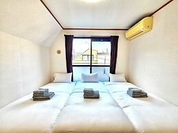 Gold Mansion Apartments