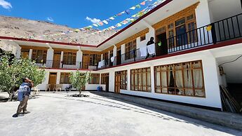 Gakyi House Tabo