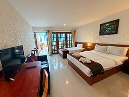 Blue Neptuna Hotel Patong
