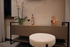 Apon City Residence