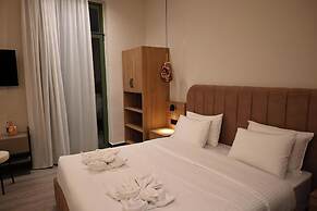 Apon City Residence