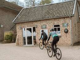 Voerstreek Cozy Stay for Two
